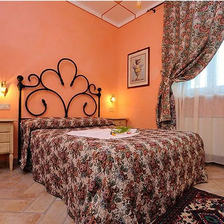 Casa Brunori Фолиньо